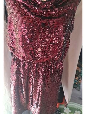 Garnet Afterglow Sequin Cowl Neck Dress | Apt. 9 | Small
